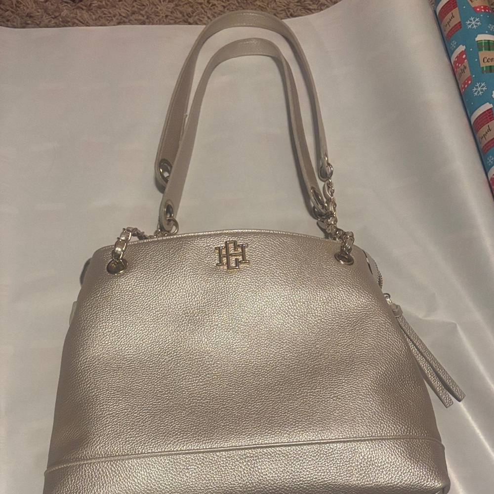 Teegan Tote Shimmer Champagne